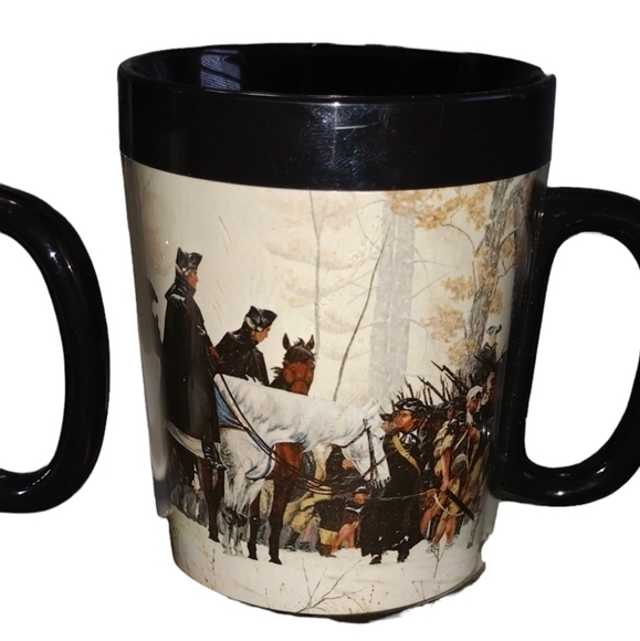 vintage set of 2 historical plastic thermo- serv‎ mugs never used - Picture 4 of 7